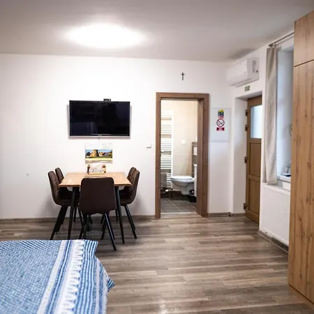 Veselí nad Moravou Penzion Na Vyminku מראה חיצוני תמונה